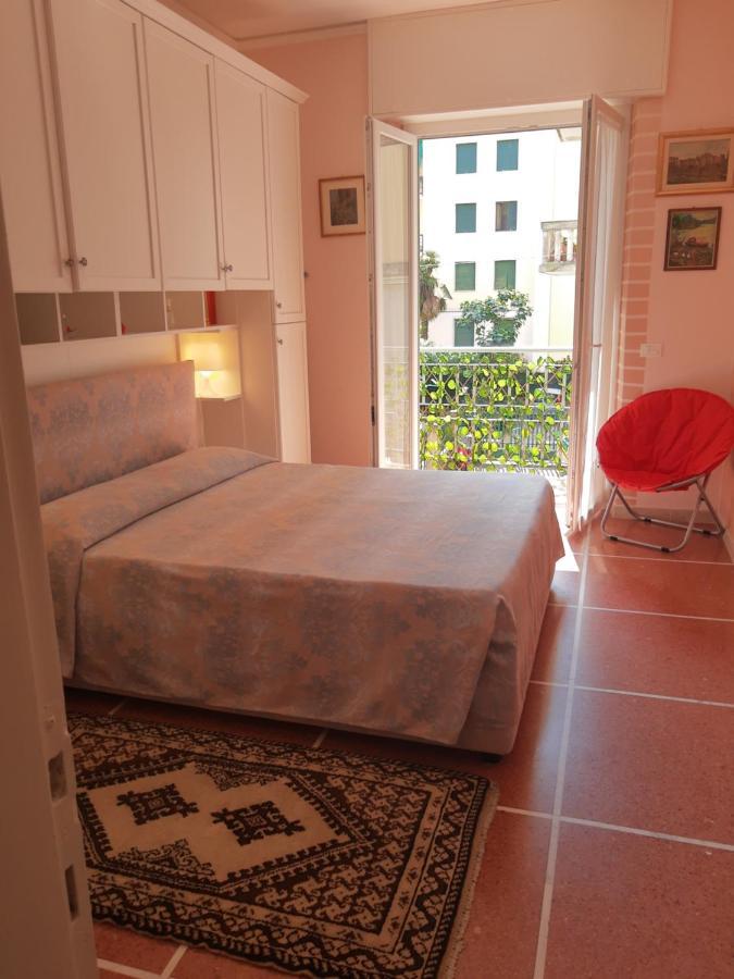 Casa Zahira Lägenhet Rapallo Exteriör bild